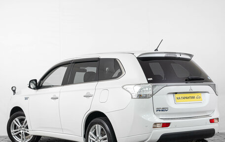 Mitsubishi Outlander III рестайлинг 3, 2014 год, 1 689 000 рублей, 5 фотография