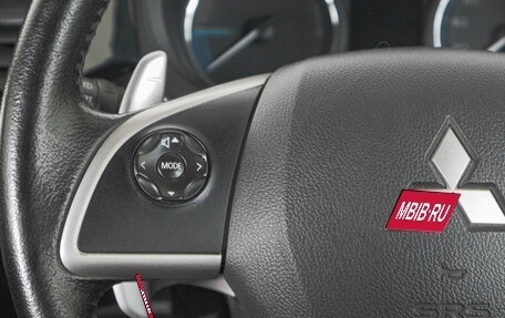Mitsubishi Outlander III рестайлинг 3, 2014 год, 1 689 000 рублей, 17 фотография