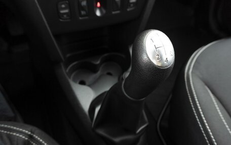 Renault Logan II, 2014 год, 749 000 рублей, 17 фотография
