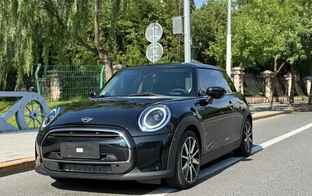 MINI Hatch, 2023 год, 2 597 300 рублей, 1 фотография