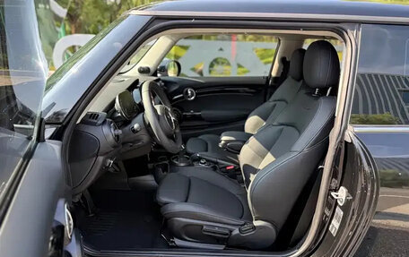 MINI Hatch, 2023 год, 2 597 300 рублей, 8 фотография