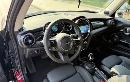 MINI Hatch, 2023 год, 2 597 300 рублей, 9 фотография