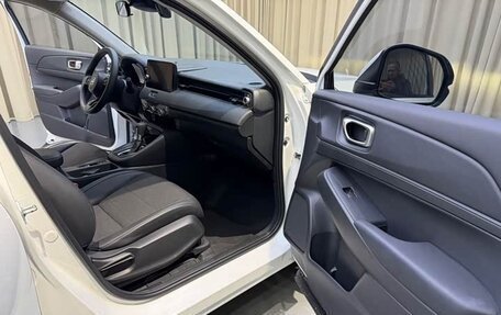 Honda Vezel, 2023 год, 1 890 000 рублей, 9 фотография