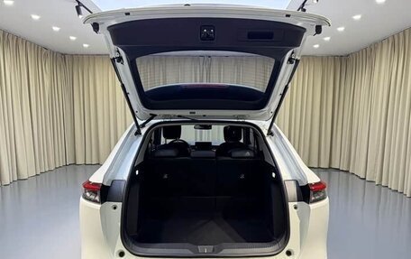 Honda Vezel, 2023 год, 1 890 000 рублей, 14 фотография