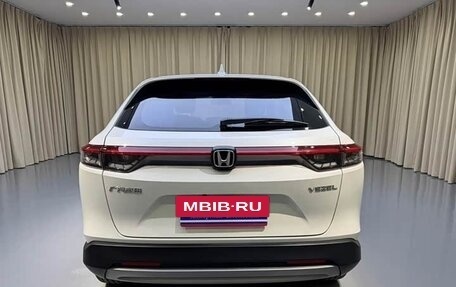 Honda Vezel, 2023 год, 1 890 000 рублей, 5 фотография