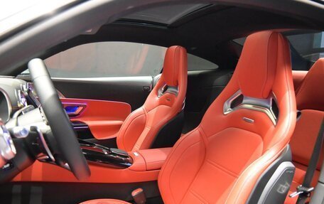 Mercedes-Benz AMG GT, 2025 год, 14 000 000 рублей, 15 фотография