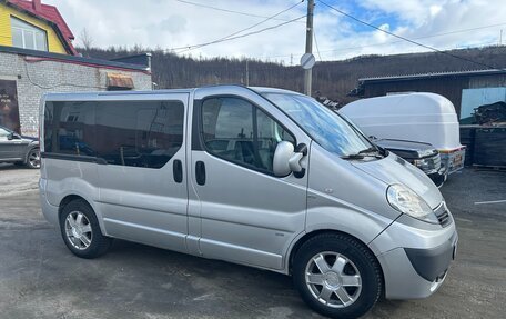 Opel Vivaro A рестайлинг, 2009 год, 1 590 000 рублей, 2 фотография