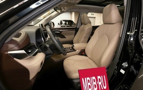 Toyota Highlander, 2026 год, 5 900 000 рублей, 9 фотография