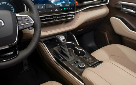 Toyota Highlander, 2026 год, 5 900 000 рублей, 17 фотография