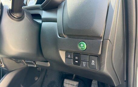 Honda Fit III, 2017 год, 900 000 рублей, 9 фотография