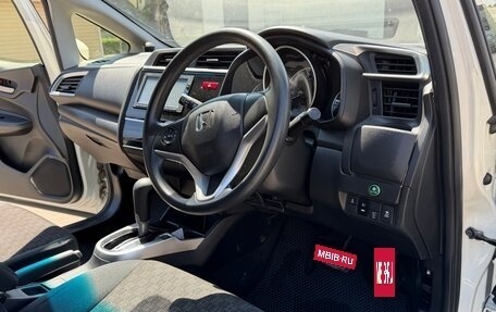Honda Fit III, 2017 год, 900 000 рублей, 8 фотография