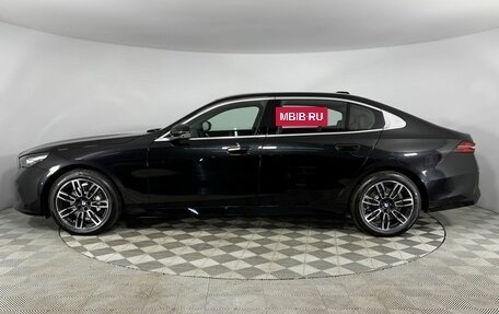 BMW 5 серия, 2025 год, 8 550 000 рублей, 6 фотография