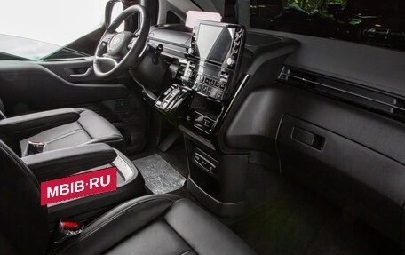 Hyundai Staria, 2025 год, 10 598 000 рублей, 8 фотография