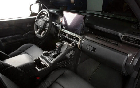 Toyota Tacoma, 2025 год, 10 098 000 рублей, 16 фотография