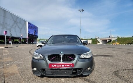 BMW 5 серия, 2004 год, 1 000 000 рублей, 9 фотография