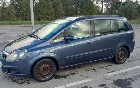 Opel Zafira B, 2006 год, 260 000 рублей, 2 фотография