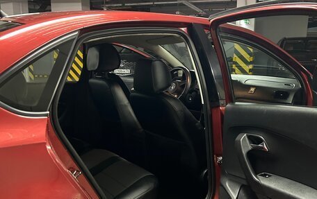 Volkswagen Polo VI (EU Market), 2012 год, 450 000 рублей, 11 фотография