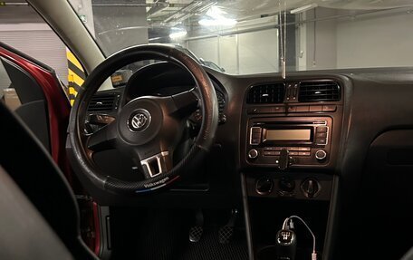 Volkswagen Polo VI (EU Market), 2012 год, 450 000 рублей, 16 фотография