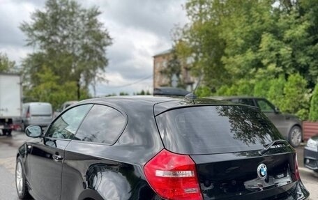 BMW 1 серия, 2011 год, 735 000 рублей, 2 фотография
