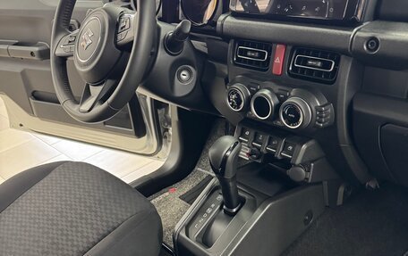 Suzuki Jimny, 2025 год, 3 720 000 рублей, 13 фотография