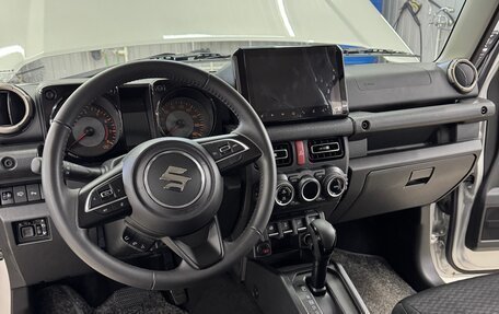 Suzuki Jimny, 2025 год, 3 720 000 рублей, 17 фотография