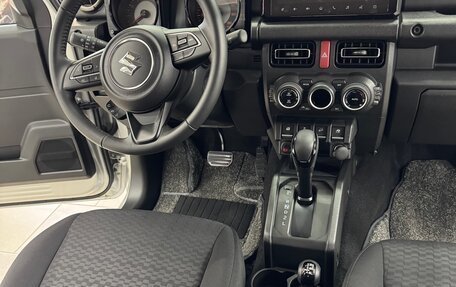 Suzuki Jimny, 2025 год, 3 720 000 рублей, 16 фотография