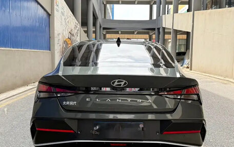 Hyundai Elantra, 2023 год, 1 780 000 рублей, 7 фотография