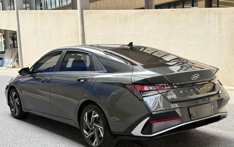 Hyundai Elantra, 2023 год, 1 780 000 рублей, 8 фотография