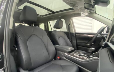 Toyota Highlander, 2026 год, 5 349 000 рублей, 21 фотография