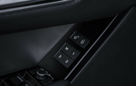Land Rover Range Rover Velar I, 2019 год, 3 950 100 рублей, 28 фотография