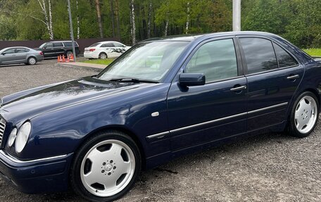 Mercedes-Benz E-Класс AMG, 1997 год, 4 100 000 рублей, 3 фотография
