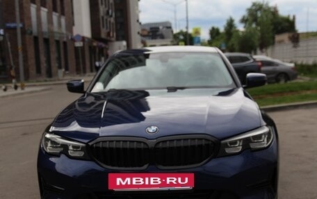 BMW 3 серия, 2020 год, 3 300 000 рублей, 3 фотография