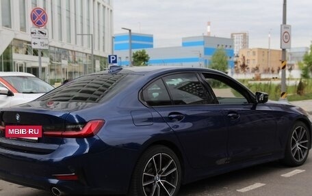 BMW 3 серия, 2020 год, 3 300 000 рублей, 4 фотография