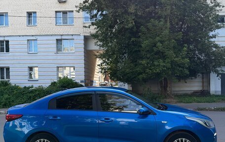 KIA Rio IV, 2017 год, 1 380 000 рублей, 2 фотография