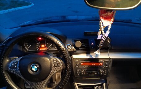 BMW 1 серия, 2005 год, 850 000 рублей, 5 фотография