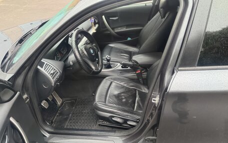 BMW 1 серия, 2005 год, 850 000 рублей, 12 фотография