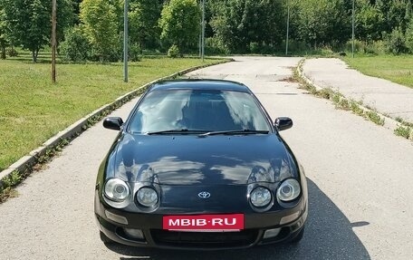 Toyota Celica VII рестайлинг, 1998 год, 680 000 рублей, 3 фотография