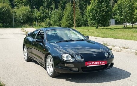 Toyota Celica VII рестайлинг, 1998 год, 680 000 рублей, 2 фотография