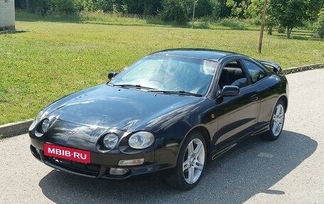 Toyota Celica VII рестайлинг, 1998 год, 680 000 рублей, 4 фотография