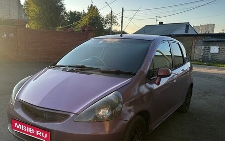 Honda Fit III, 2001 год, 230 000 рублей, 2 фотография