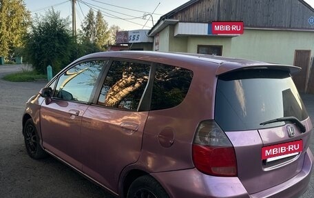 Honda Fit III, 2001 год, 230 000 рублей, 4 фотография