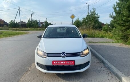 Volkswagen Polo VI (EU Market), 2013 год, 650 000 рублей, 1 фотография