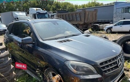 Mercedes-Benz M-Класс, 2012 год, 1 540 000 рублей, 2 фотография