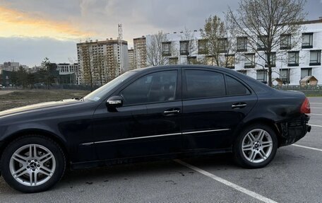 Mercedes-Benz E-Класс, 2004 год, 950 000 рублей, 5 фотография
