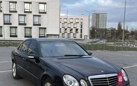 Mercedes-Benz E-Класс, 2004 год, 950 000 рублей, 2 фотография