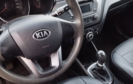 KIA Rio III рестайлинг, 2013 год, 750 000 рублей, 7 фотография