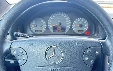 Mercedes-Benz CLK-Класс, 2000 год, 535 000 рублей, 3 фотография