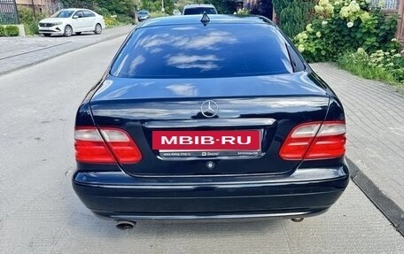 Mercedes-Benz CLK-Класс, 2000 год, 535 000 рублей, 4 фотография