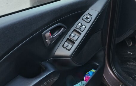 Hyundai ix35 I рестайлинг, 2013 год, 1 200 000 рублей, 8 фотография