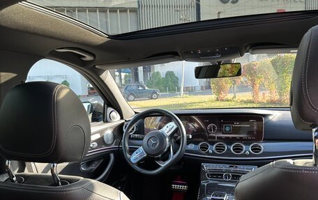 Mercedes-Benz E-Класс, 2019 год, 4 250 000 рублей, 12 фотография